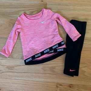 NWOT Nike Girls 12 Month Outfit
